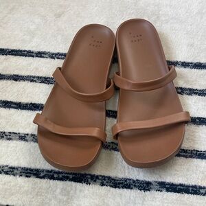 A New Day Target brown sandals size 10